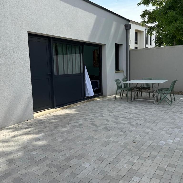 Lovely guest house with free parking - Maison 2 Chambres - 73