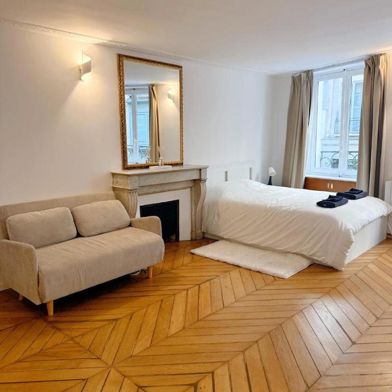 Louvre 1-Min Walk Elegant Studio - Appartement 1 Chambre - 4