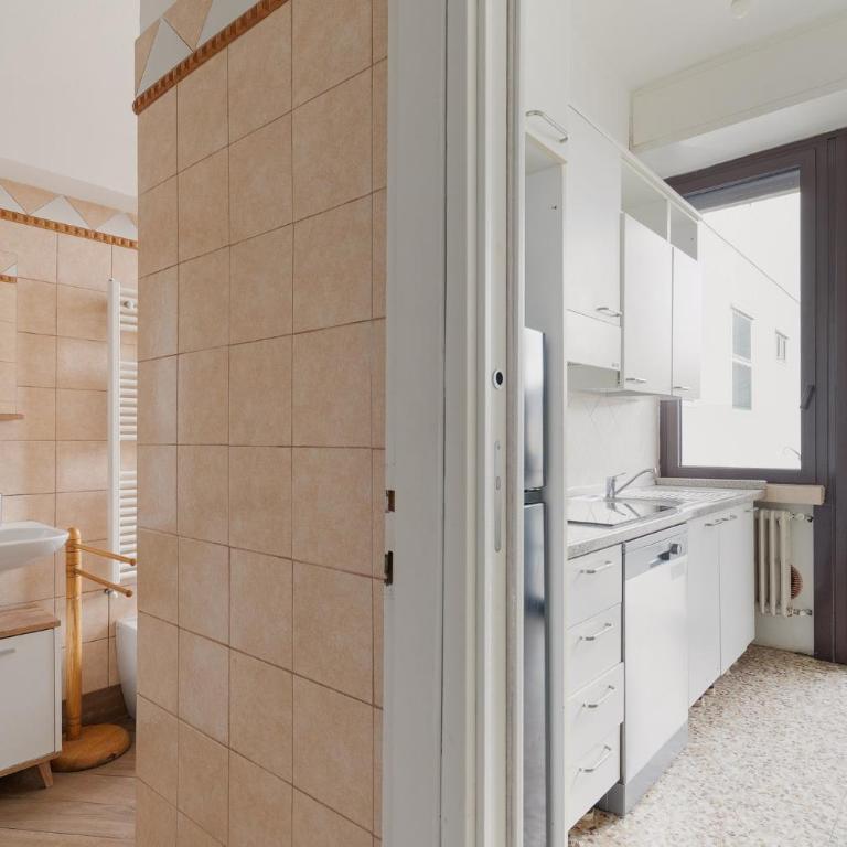 GuestHost - Farini Apartment for 6 people Milan - Appartamento con 3 Camere da Letto - 4