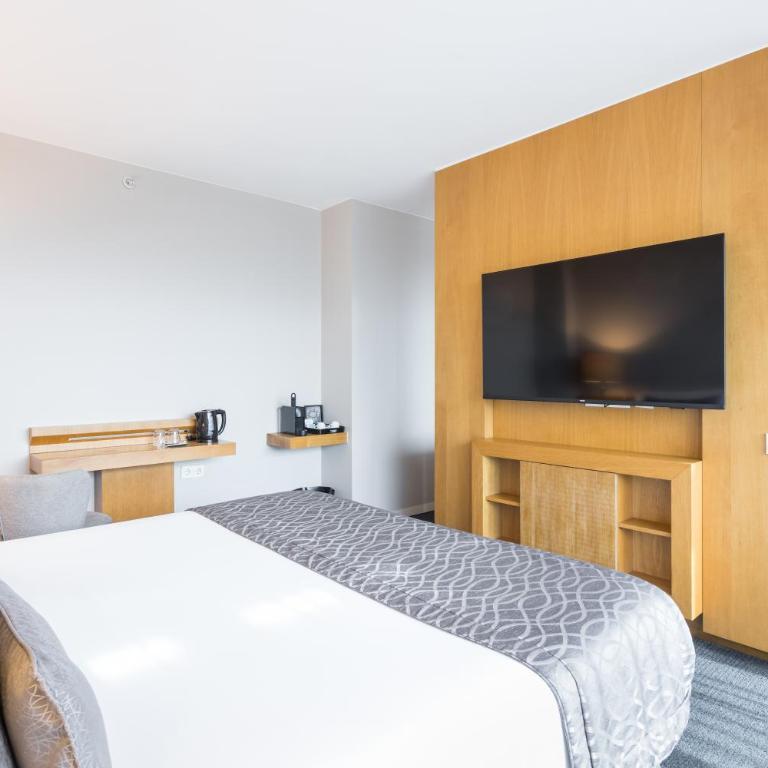 Hotel Royal Passeig de Gracia - Junior Suite with Terrace - 1