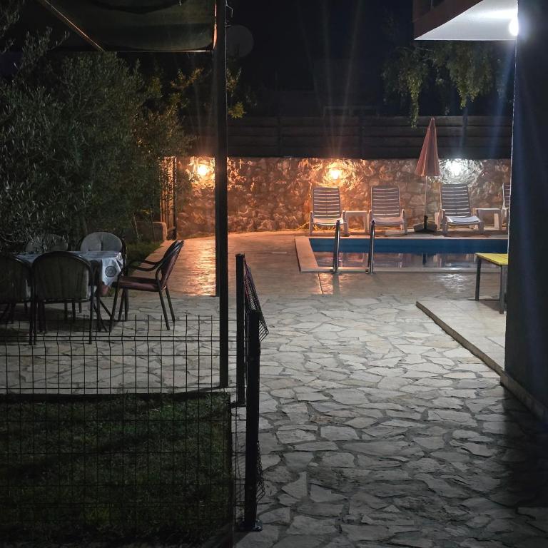 Apartman Nikocevic 2 - Two-Bedroom Villa - 11