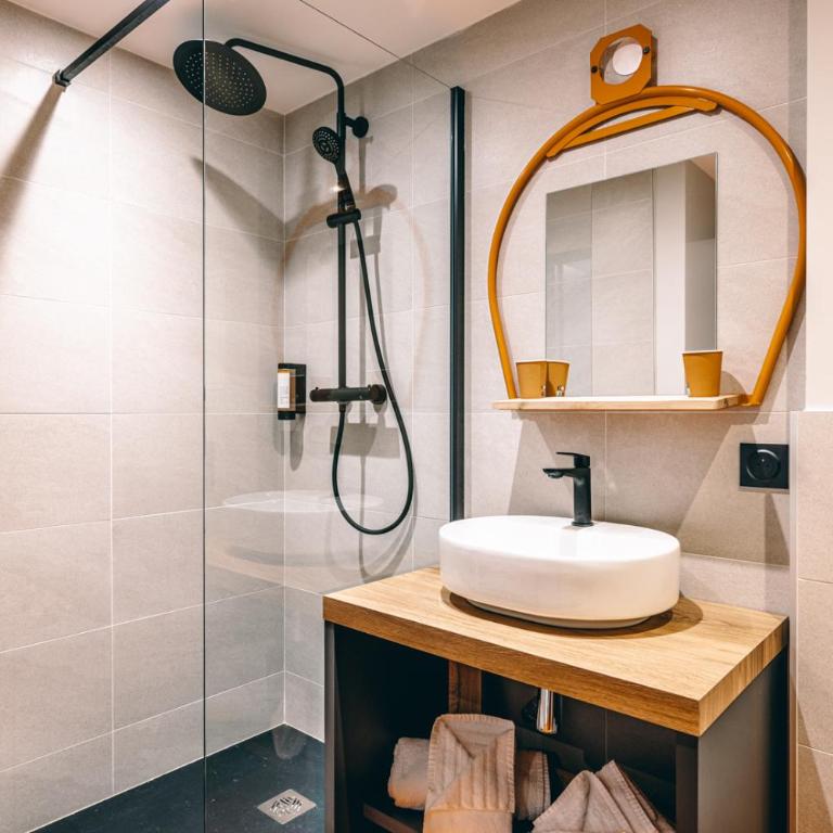 Hotel Base Camp Lodge - Albertville - Chambre Double ou Lits Jumeaux Standard - 5