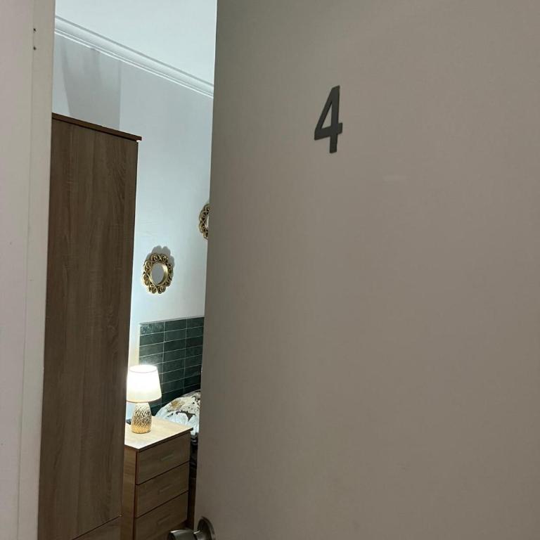 Pensiòn Cerdà 112 - Small Single Room - 1