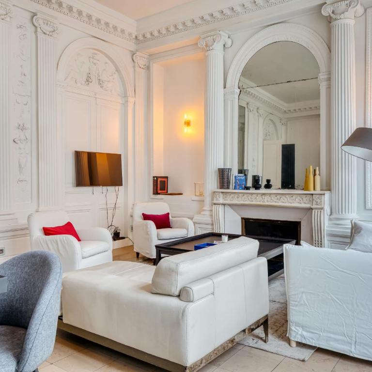 Le Jeanne d'Arc magnifique F3 de style haussmannien ! - Apartment - 4
