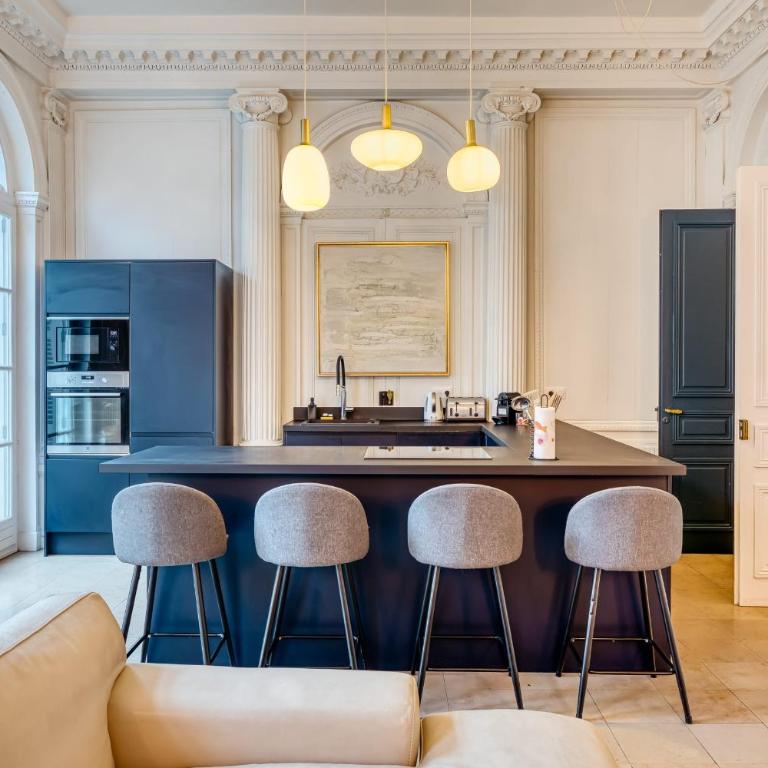 Le Jeanne d'Arc magnifique F3 de style haussmannien ! - Apartment - 11