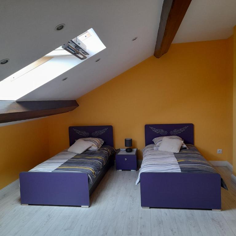 Voiron grande maison - Three-Bedroom House - 19