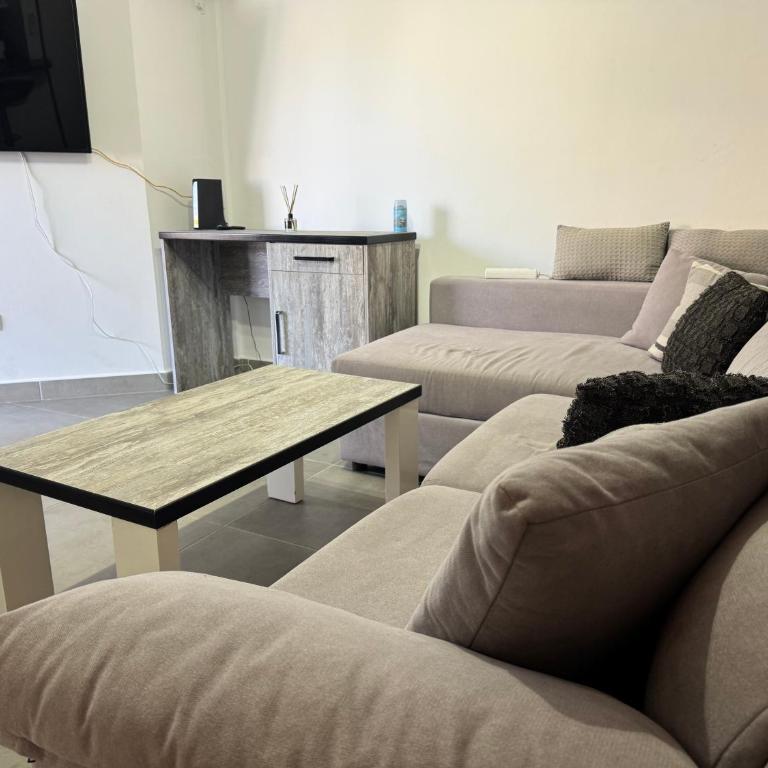 Vibrant Seaside Apartment in Central Los Cristianos - Apartamento de 1 dormitorio con vistas - 7