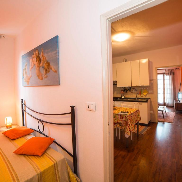 Residence San Zeno - vicino centro,lago parcheggio - Two-Bedroom Deluxe Apartment - 12