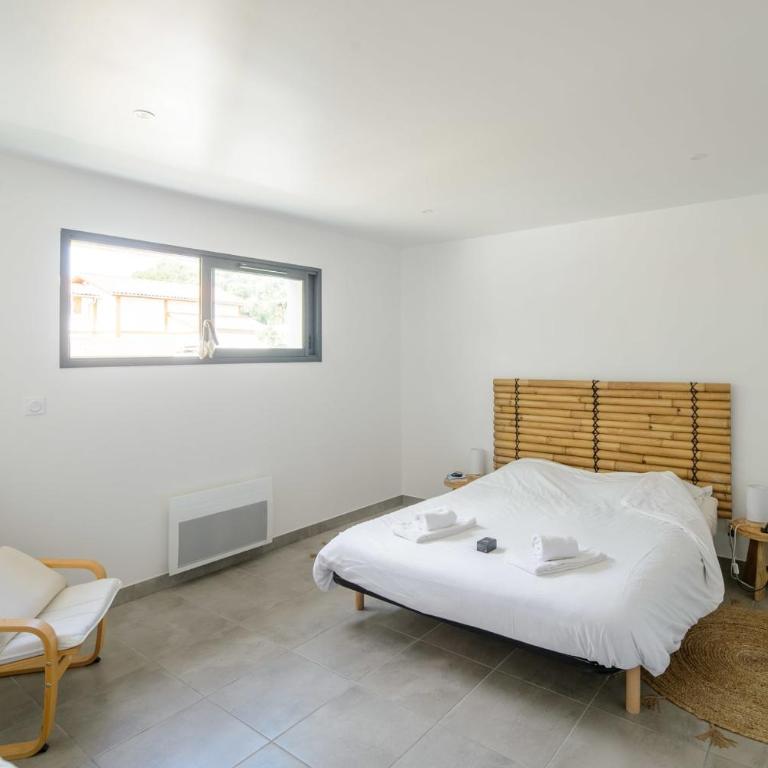Villa avec terrasse et piscine proche Océan - Maison de Vacances - 10
