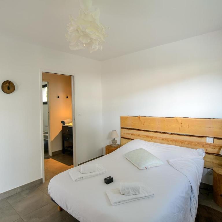 Villa avec terrasse et piscine proche Océan - Maison de Vacances - 14