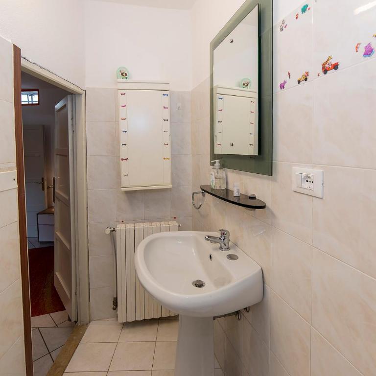 Residence San Zeno - vicino centro,lago parcheggio - Two-Bedroom Deluxe Apartment - 25