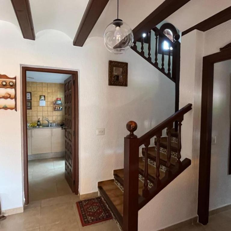 Magnifico Chalet en Jávea a 5 minutos de la playa. - Casa de 3 dormitorios - 16