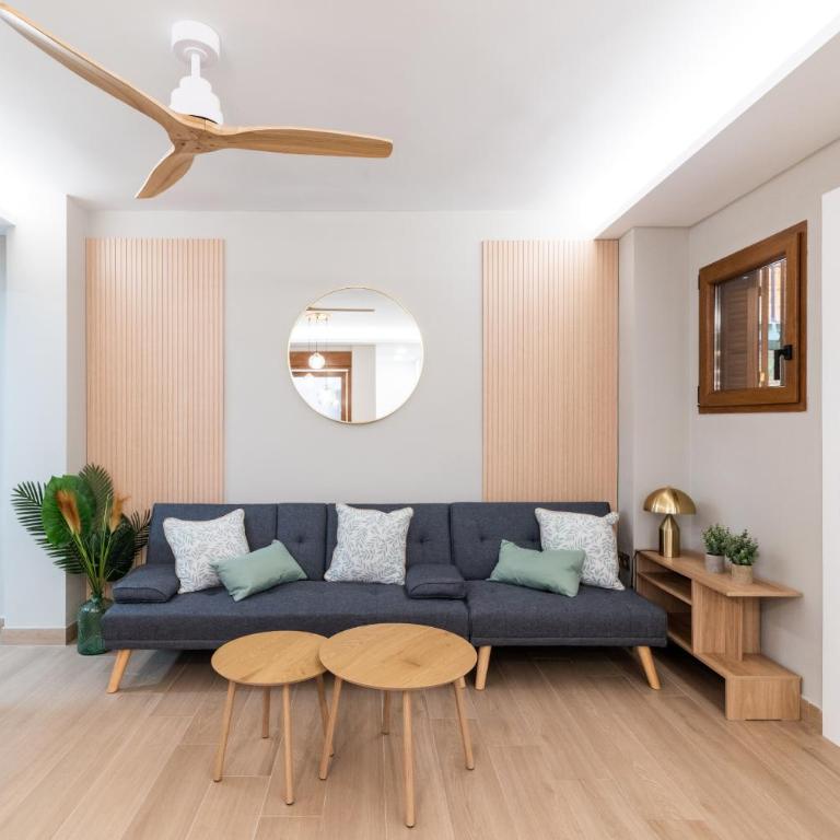 Precioso apartamento reformado centro Granada - Two-Bedroom Apartment - 40