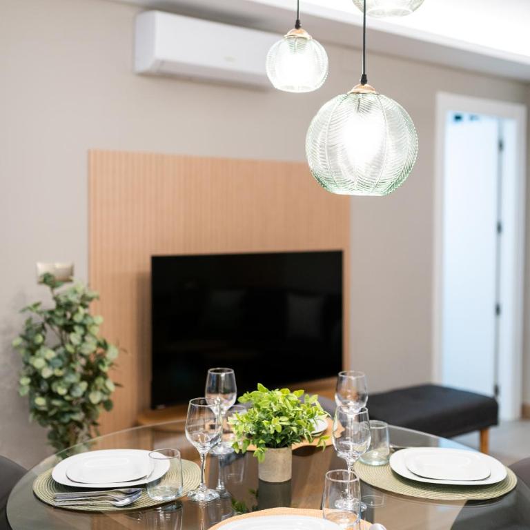Precioso apartamento reformado centro Granada - Two-Bedroom Apartment - 43