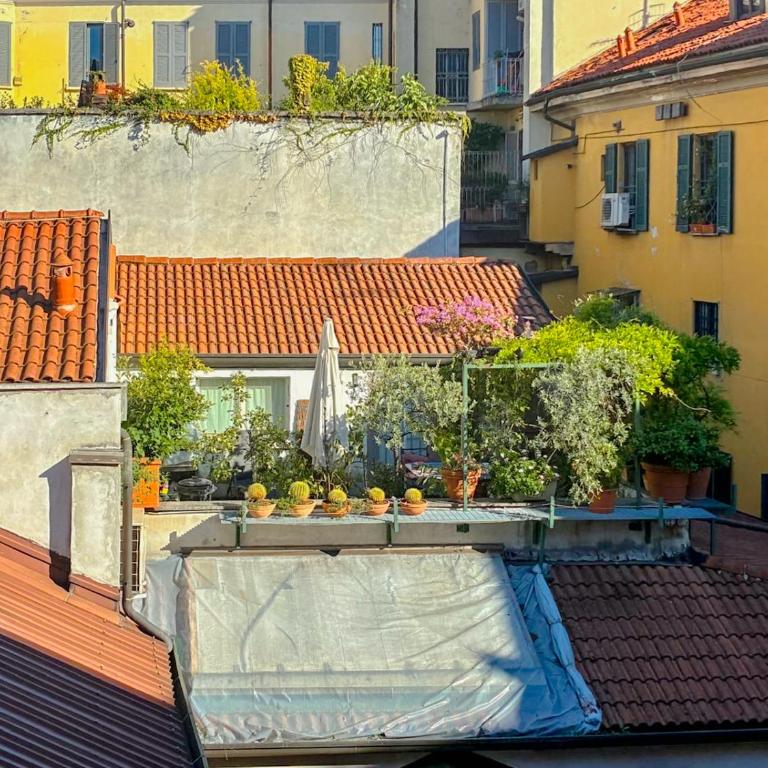 Buenos Aires Suite - 8 mins from Duomo - Appartamento con 2 Camere da Letto - 12