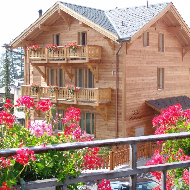 Chalet Balthazar - Apartment mit Gartenblick - 1