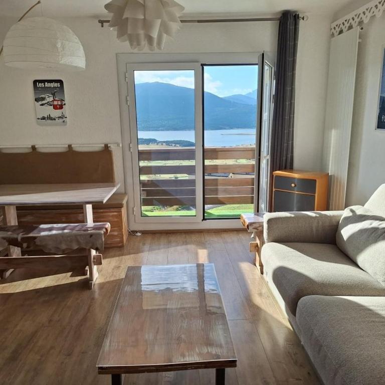 Appartement 2 pièces avec balcon et cuisine équipée aux Angles - Appartamento con 1 Camera da Letto - 1