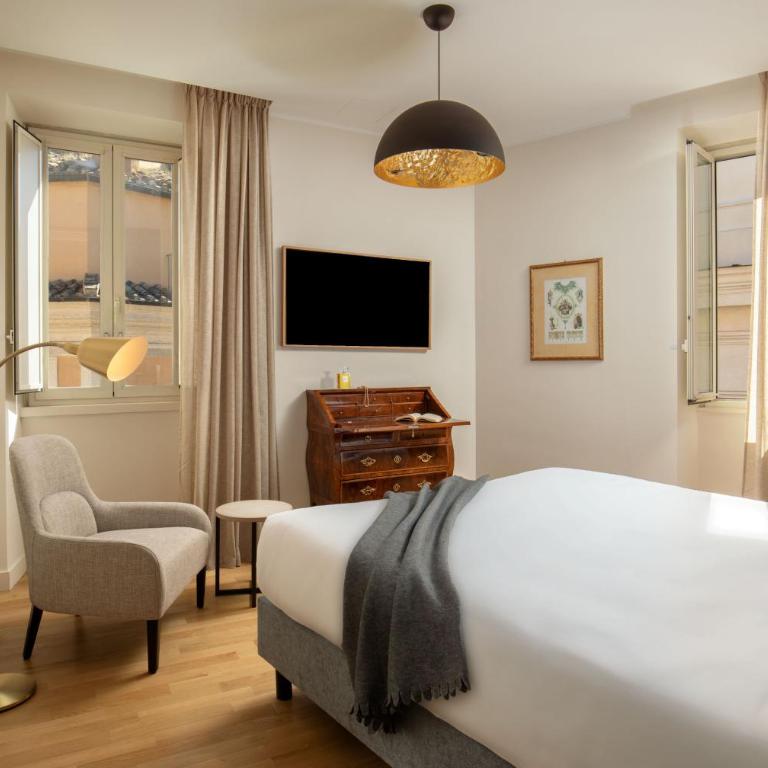 9Hotel Cesari - Quadruple Room - 6