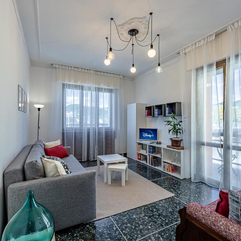 Dual Suite - Spiagge 600m - Terminal Crociere 3 Kilometri - Appartamento con 2 Camere da Letto - 4