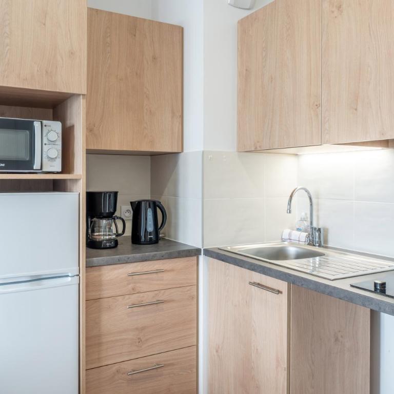 Quality Aparthotel Zenitude Chambéry - One-Bedroom Apartment - 4