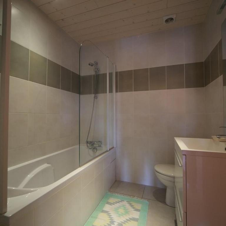 Appartement 3 pièces - 6 pers - Proche pistes et commerces, navette gratuite - FR-1-572-19 - Appartement - 3