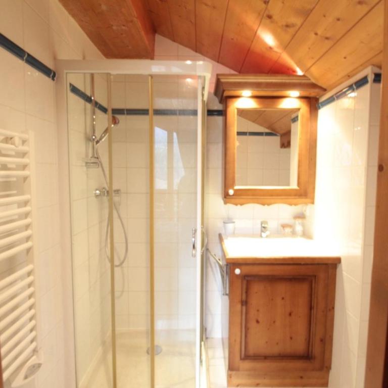 4 pièces spacieux bien équipé avec Wi-Fi et parking, au pied du ski bus - FR-1-572-241 - Appartement (6 Adultes) - 16