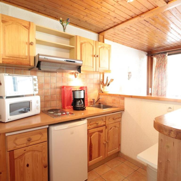 Studio 4 pers, centre village, 450m télécabine, balcon, casier à skis, animaux acceptés - FR-1-572-211 - Studio - 4