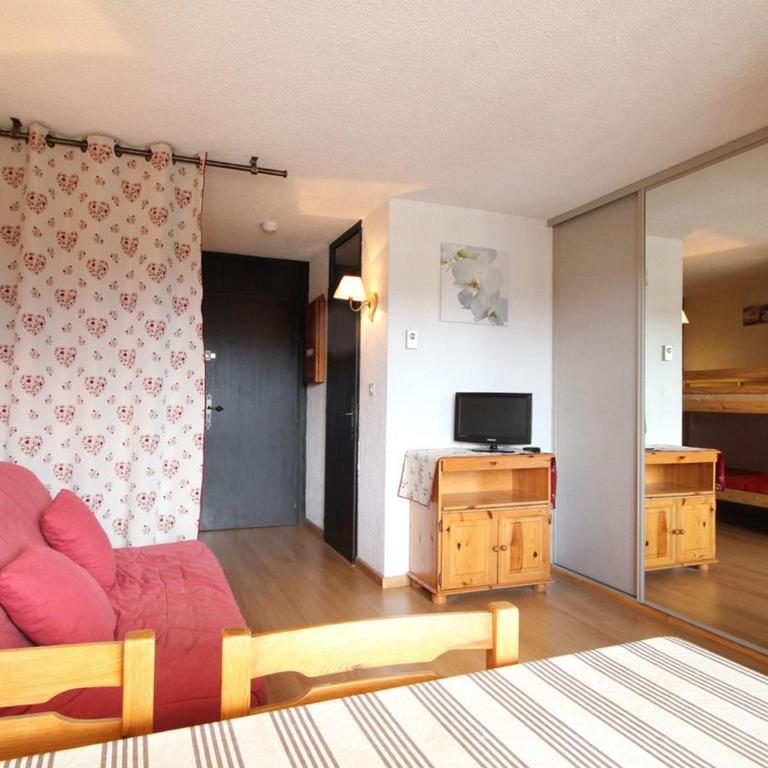 Studio 4 pers. proche pistes et commerces, balcon, parking - FR-1-572-131 - Studio - 9