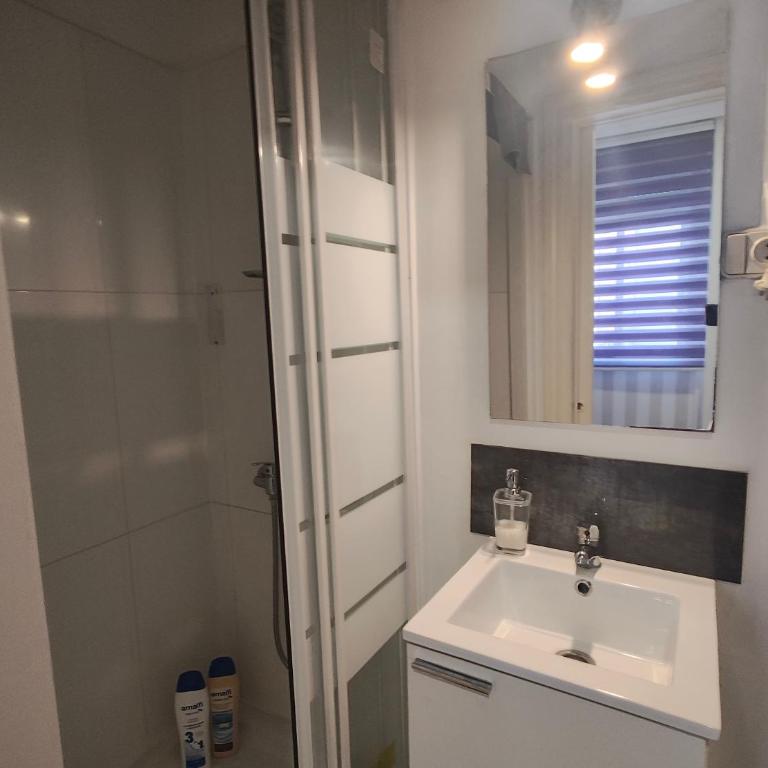 CENTRO de MADRID - especial FAMILIAS y AMIGOS - Two-Bedroom Apartment - 30