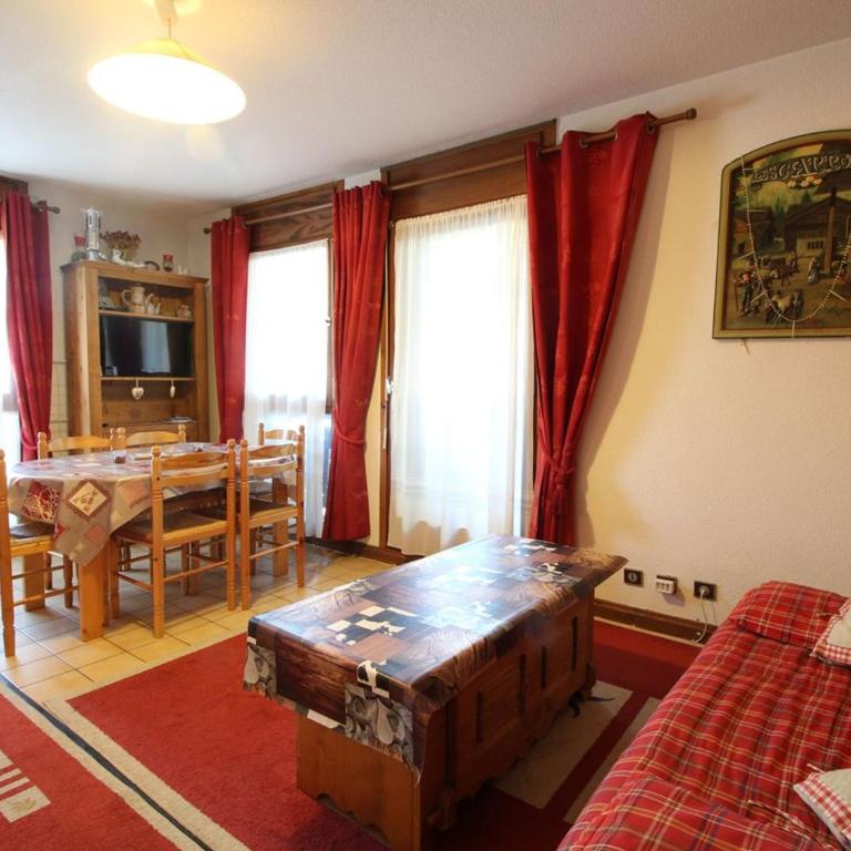 Charmant 2P avec balcon, 5 couchages, pieds des pistes, proche télécabine et centre village - FR-1-572-171 - Apartment - 1