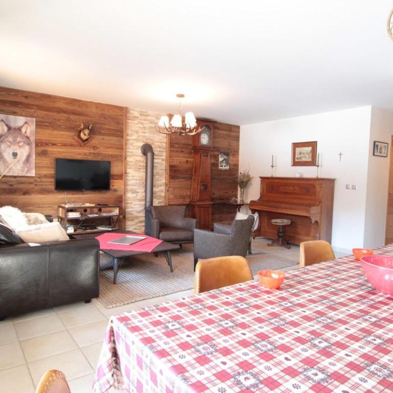 Appartement 3 chambres, 2 sdb, parking, proche pistes, équipements de standing - Three-Bedroom Apartment - 11