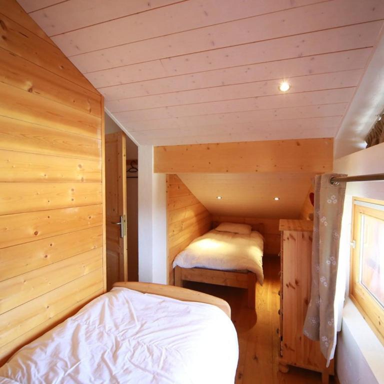 Ferme rénovée 12 pers, 450m des pistes, navette gratuite, balcon S-O, parking, WIFI - FR-1-572-23 - Appartement (12 Adultes) - 2