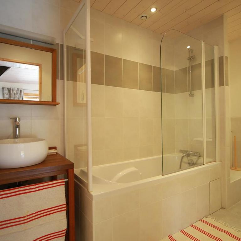 Ferme rénovée 12 pers, 450m des pistes, navette gratuite, balcon S-O, parking, WIFI - FR-1-572-23 - Appartement (12 Adultes) - 11