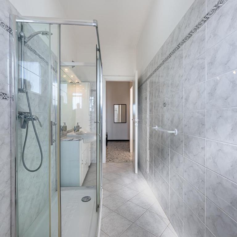Strategic Center Location - Train - Cruise & Beach - One-Bedroom Apartment - 14