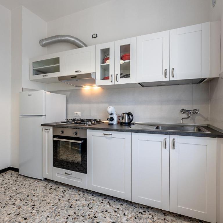 Strategic Center Location - Train - Cruise & Beach - One-Bedroom Apartment - 11