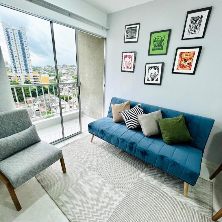 Beach Nearby Stunning Views Ultimate Comfort - Two-Bedroom Apartment - 14
