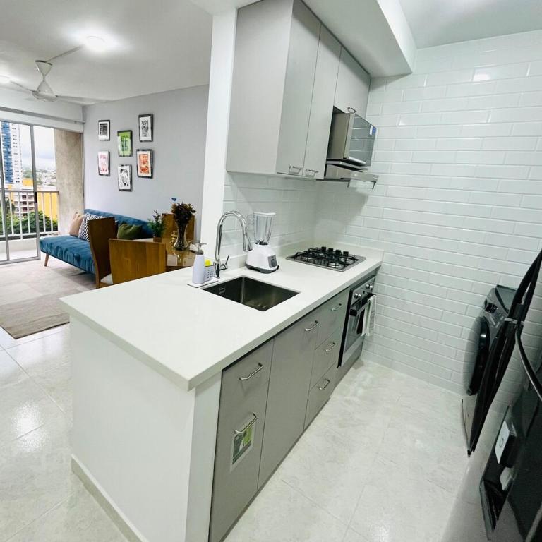 Beach Nearby Stunning Views Ultimate Comfort - Two-Bedroom Apartment - 16
