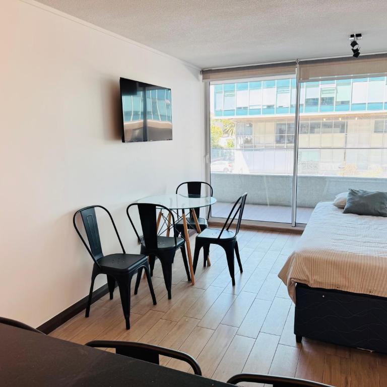 Clínica las Condes - Estoril - Three-Bedroom Apartment - 6