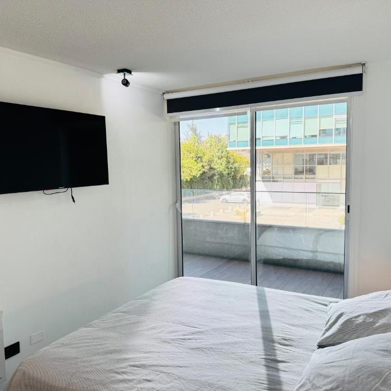 Clínica las Condes - Estoril - Three-Bedroom Apartment - 24