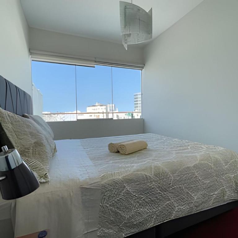 Iconic Miraflores Penthouse 3BR - Three-Bedroom Apartment - 14