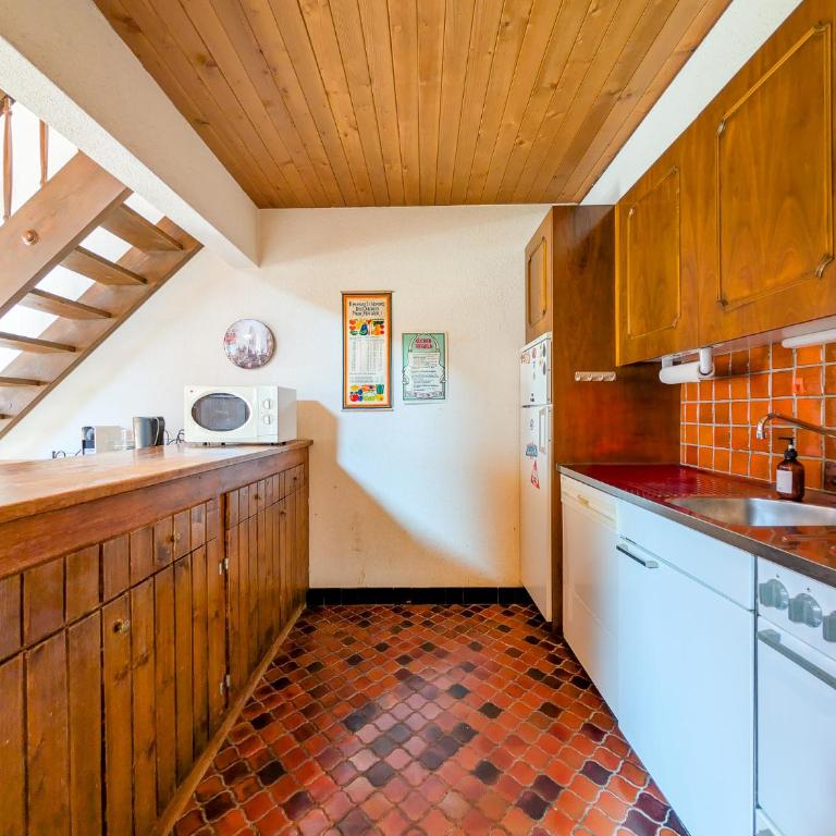 Cœur de Champéry, terrasse & près des remontées ! - Appartement avec Vue et Balcon - 24