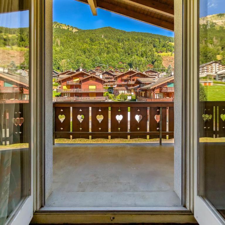 Cœur de Champéry, terrasse & près des remontées ! - Appartement avec Vue et Balcon - 39
