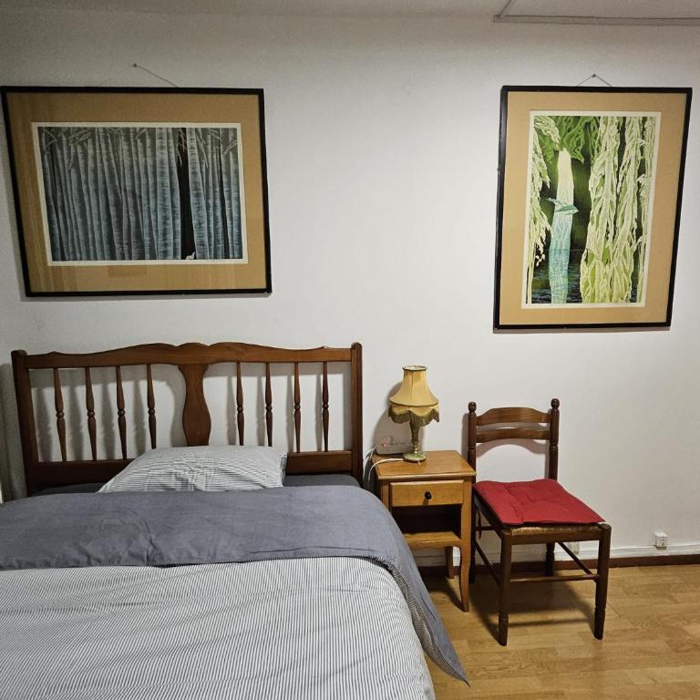 Chambres lumineuses avec vue sur Paris Montmartre - Double Room with Shared Bathroom - 6