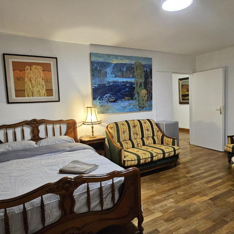 Chambres lumineuses avec vue sur Paris Montmartre - Quadruple Room - 10