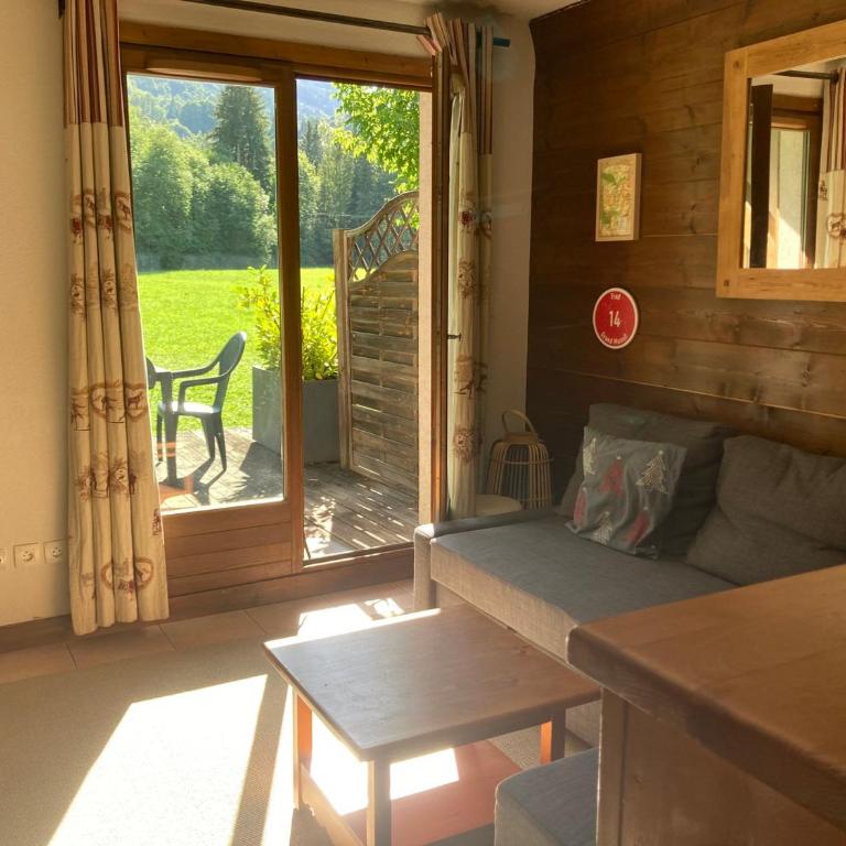 Chalet 3 chambres avec piscine et parking à Samoëns - FR-1-624-111 - Apartment - 17