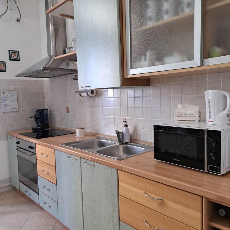 Casa MiRo - Affitti Brevi Sferracavallo - Appartamento con 2 Camere da Letto - 2