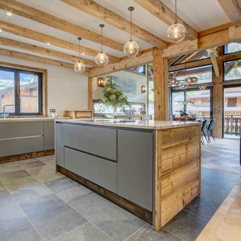 FERME COLLINE splendide 5 chambres au centre de Morzine 10 à 12 personnes - Appartamento - 13