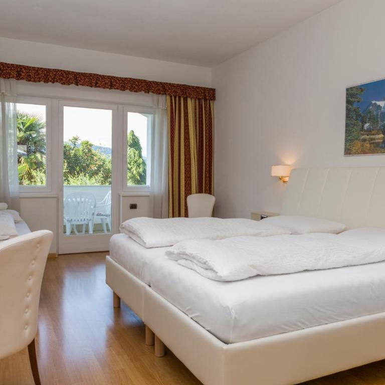 Hotel Markushof - Adults only - Habitación Doble Deluxe con vistas a la piscina - 1 o 2 camas - 2