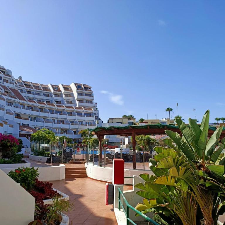 1 Bedroom Apartment Sea Views - Apartamento de 1 dormitorio con balcón y vistas al mar - 2