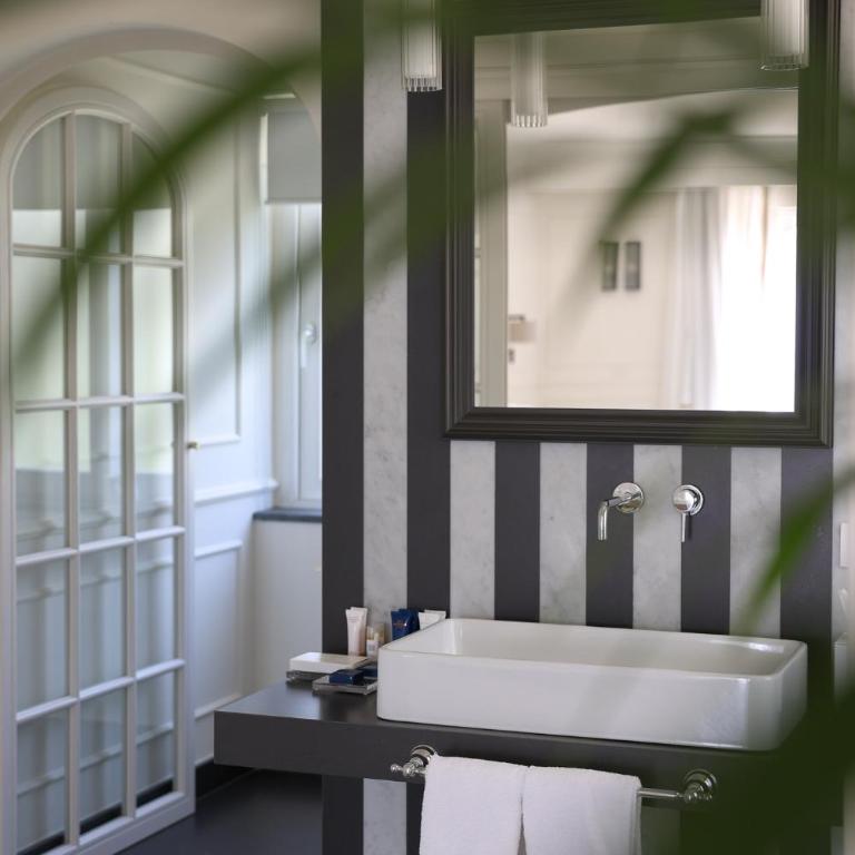 Hotel Mamela - Suite con 1 Camera da Letto e Vista Mare - 12
